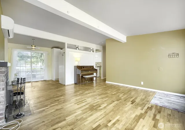 Photo 3 of Single family home for sale at 3707 Sw 105th Street, Seattle, WA 98146 | MLS# NWM2573624 | Listing updated on 2026-09-30