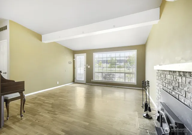 Photo 4 of Single family home for sale at 3707 SW 105th Street, Seattle, WA 98146 | MLS# NWM2573624 | Listing updated on 2026-09-30
