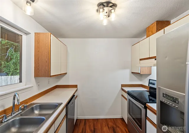 Photo 4 of Single family home for sale at 262 Ne Bryan Ln, Belfair, WA 98528 | MLS# NWM2573637 | Listing updated on 2026-09-30