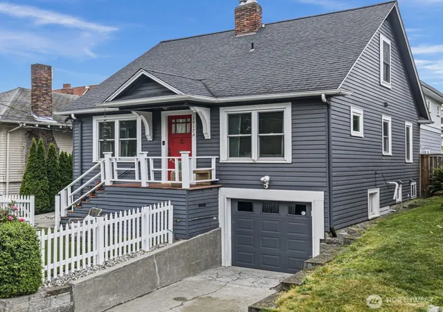 Photo 1 of Single family home for sale at 3917 Midvale Ave N #A, Seattle, WA 98103 | MLS# NWM2573668 | Listing updated on 2026-10-02
