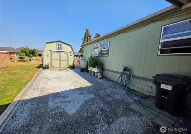 Photo 3 of Manufactured home for sale at 1120 S 25Th St #95, Mount Vernon, WA 98274 | MLS# NWM2573726 | Listing updated on 2026-09-25