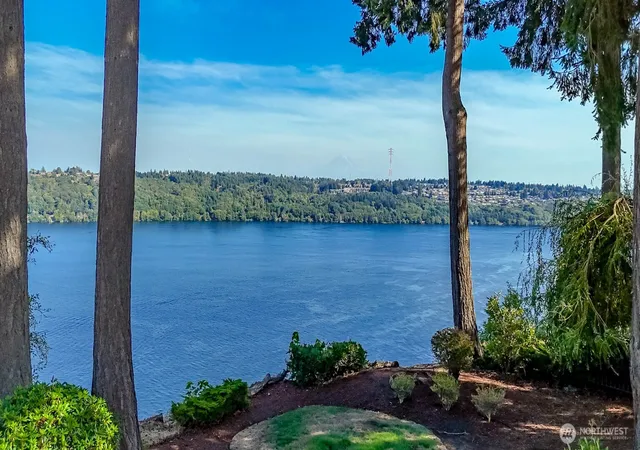 Photo 2 of Sale Pending at 3319 9th Ave Ct Nw, Gig Harbor, WA 98335 | MLS# NWM2573734 | Listing updated on 2026-09-24