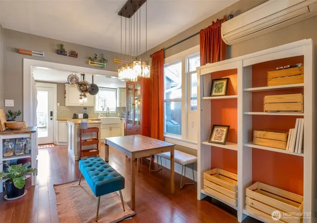 Photo 3 of Single family home for sale at 937 N 88Th St, Seattle, WA 98103 | MLS# NWM2573768 | Listing updated on 2026-09-25