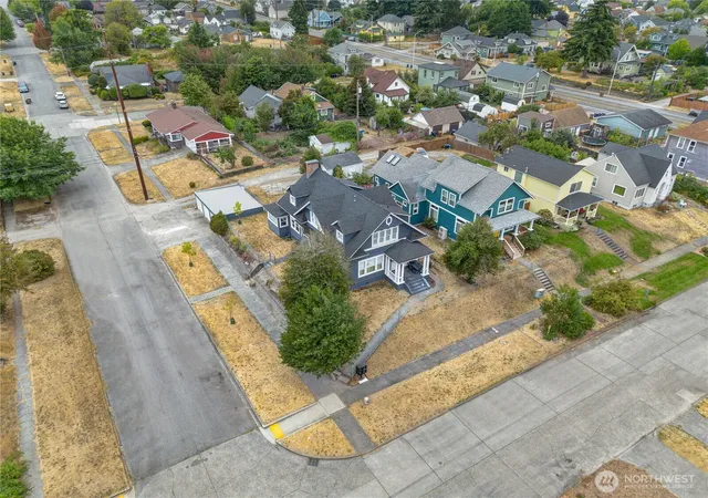 Photo 2 of Sale Pending at 1522 S M St, Tacoma, WA 98405 | MLS# NWM2573774 | Listing updated on 2026-09-25