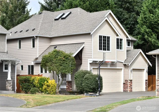 Photo 2 of Single family home for sale at 5017 Black Rock Loop Se, Olympia, WA 98501 | MLS# NWM2573783 | Listing updated on 2026-09-25