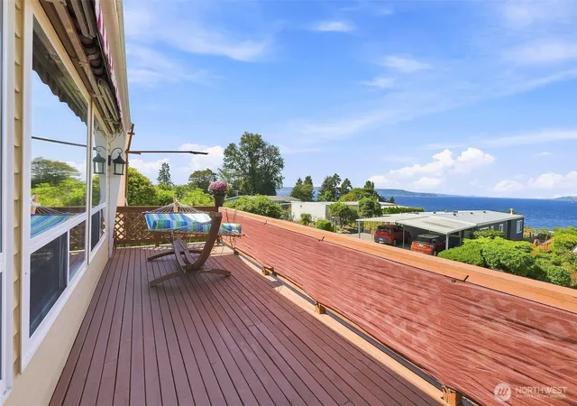 Photo 3 of Manufactured home for sale at 29020 1St Ave S #23, Des Moines, WA 98198 | MLS# NWM2573817 | Listing updated on 2026-10-01