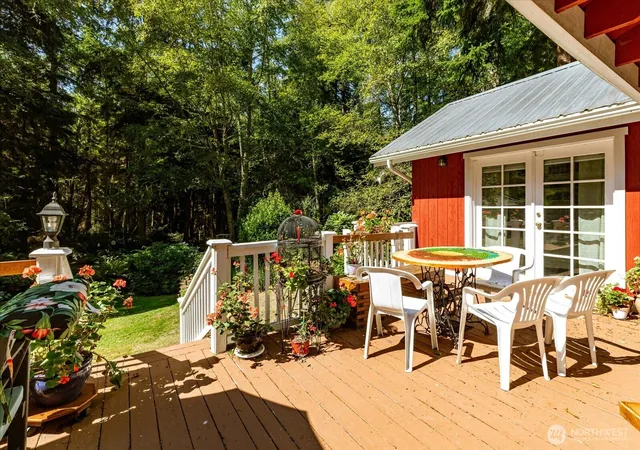 Photo 4 of Single family home for sale at 3440 Shady Glen Ln, Greenbank, WA 98253 | MLS# NWM2573834 | Listing updated on 2026-10-02