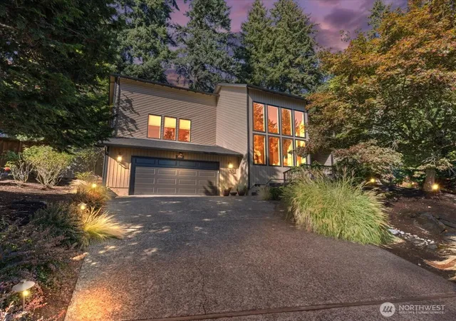 Single family home for sale at 9532 Se 14Th St, Vancouver, WA 98664 | MLS# NWM2573879