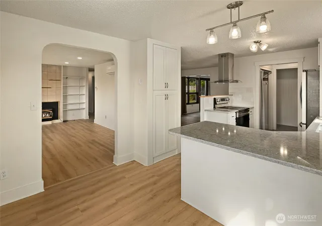 Photo 4 of Sale Pending at 2102 N Parklane Ave, Ellensburg, WA 98926 | MLS# NWM2573926 | Listing updated on 2026-09-25