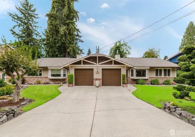 Multi family home for sale at 3614 3616 Crestview Dr W, University Place, WA 98466 | MLS# NWM2573961