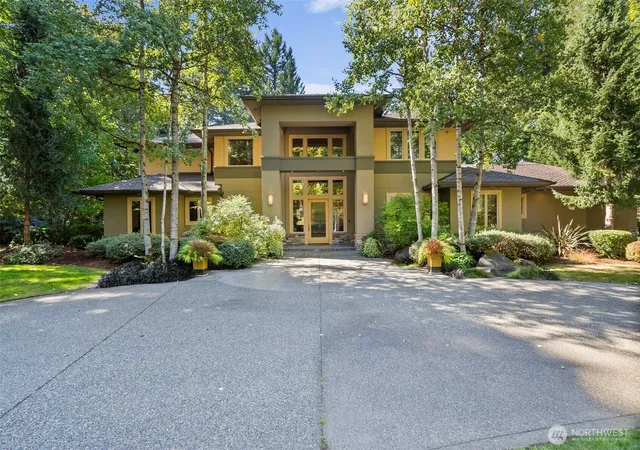 Photo 2 of Single family home for sale at 2916 39th Lane Nw, Olympia, WA 98502 | MLS# NWM2574003 | Listing updated on 2026-09-25