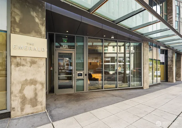 Photo 3 of Condo for sale at 121 Stewart St #908, Seattle, WA 98101 | MLS# NWM2574071 | Listing updated on 2026-09-25