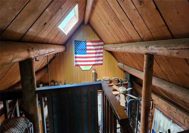 Photo 3 of Single family home for sale at 40 E Wood Lane, Shelton, WA 98584 | MLS# NWM2574095 | Listing updated on 2026-09-25
