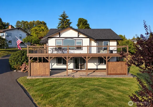 Photo 4 of Single family home for sale at 668 Parkview Pl, Blaine, WA 98230 | MLS# NWM2574195 | Listing updated on 2026-09-29