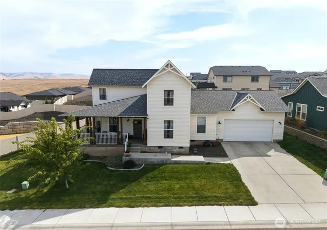 Photo 1 of Single family home for sale at 10 Lewis Cir, Milton Freewater, OR 97862 | MLS# NWM2574206 | Listing updated on 2026-09-21
