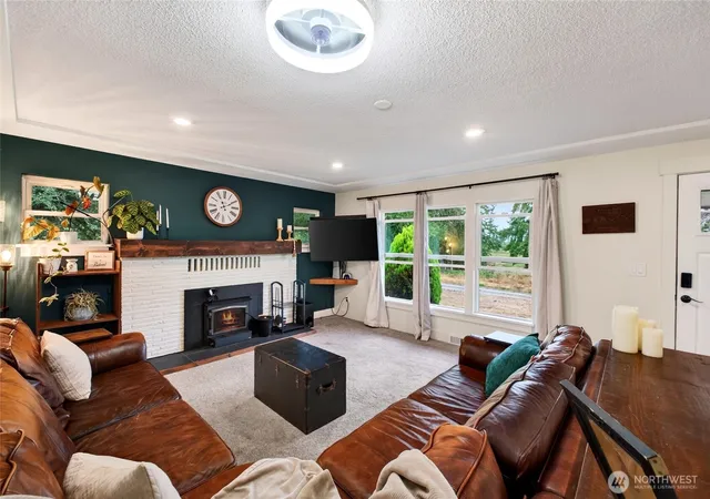 Photo 3 of Single family home for sale at 39611 62nd Avenue E, Eatonville, WA 98328 | MLS# NWM2574249 | Listing updated on 2026-10-01