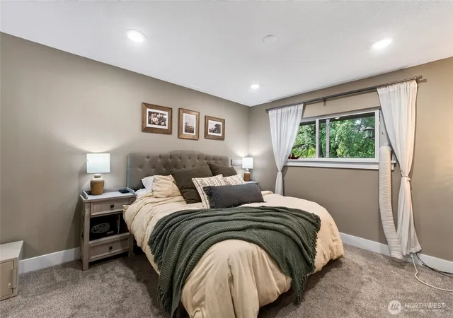 Photo 4 of Single family home for sale at 39611 62nd Avenue E, Eatonville, WA 98328 | MLS# NWM2574249 | Listing updated on 2026-10-01