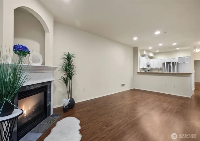 Photo 3 of Condo for sale at 12530 Admiralty Way #K102, Everett, WA 98204 | MLS# NWM2574310 | Listing updated on 2026-09-29