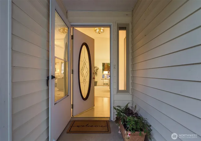 Photo 4 of Sale Pending at 11703 30Th St Ne, Lake Stevens, WA 98258 | MLS# NWM2574351 | Listing updated on 2026-09-25
