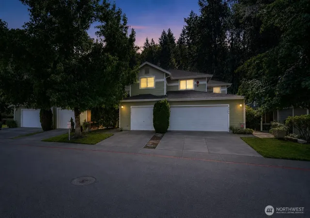 Photo 2 of Townhouse for sale at 15150 140th Wy Se #B103, Renton, WA 98058 | MLS# NWM2574446 | Listing updated on 2026-09-25