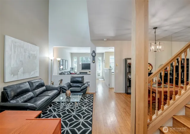 Photo 3 of Townhouse for sale at 15150 140Th Wy Se #B103, Renton, WA 98058 | MLS# NWM2574446 | Listing updated on 2026-09-25