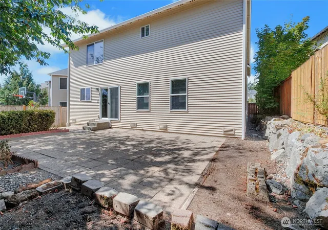 Photo 3 of Single family home for sale at 9914 195th Ave E, Bonney Lake, WA 98391 | MLS# NWM2574529 | Listing updated on 2026-09-25
