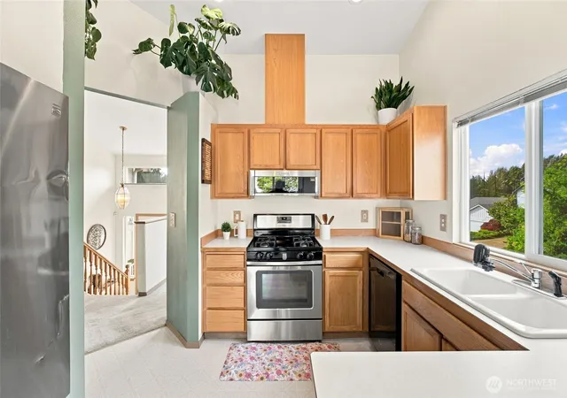 Photo 2 of Single family home for sale at 505 Hemlock Ave, Granite Falls, WA 98252 | MLS# NWM2574786 | Listing updated on 2026-10-01