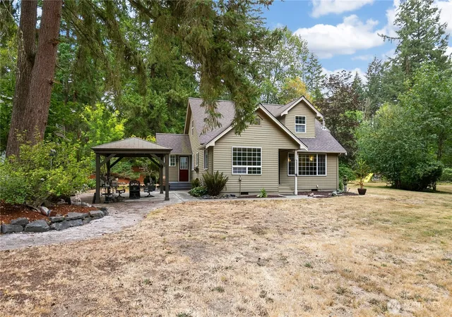 Photo 3 of Single family home for sale at 9902 274th Street E, Graham, WA 98338 | MLS# NWM2574812 | Listing updated on 2026-09-28