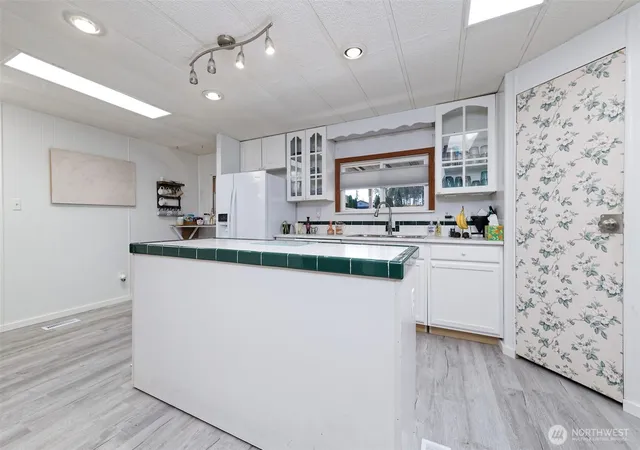 Photo 3 of Manufactured home for sale at 2 Dasher, Shelton, WA 98584 | MLS# NWM2574885 | Listing updated on 2026-09-25