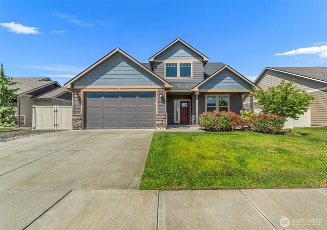 Photo 1 of Single family home for sale at 1726 Skeena Ct, Wenatchee, WA 98801 | MLS# NWM2574952 | Listing updated on 2026-10-01
