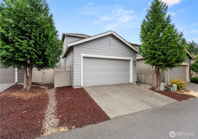 Photo 3 of Single family home for sale at 8708 Stockholm Ln Ne, Lacey, WA 98516 | MLS# NWM2574964 | Listing updated on 2026-09-25