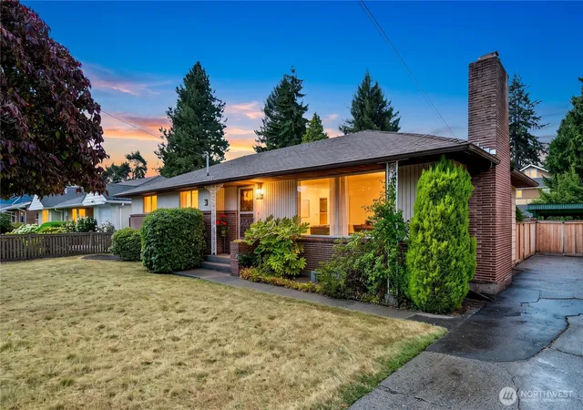 Photo 2 of Sale Pending at 9623 14th Avenue Nw, Seattle, WA 98117 | MLS# NWM2574993 | Listing updated on 2026-09-25