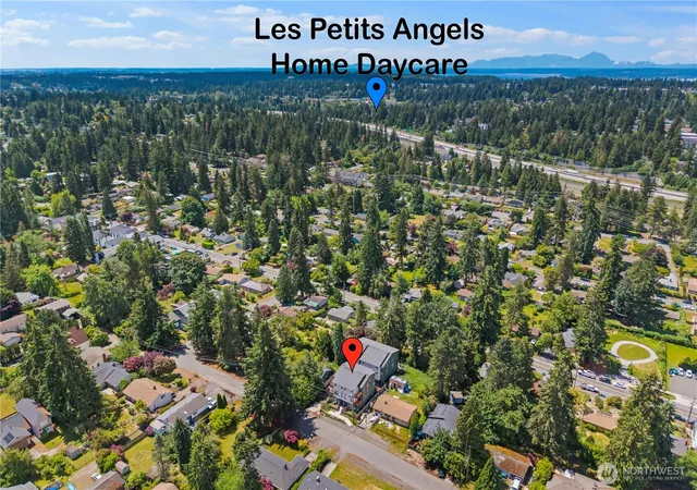 Photo 3 of Townhouse for sale at 18309 11th Ave Ne #B, Shoreline, WA 98155 | MLS# NWM2575061 | Listing updated on 2026-09-29