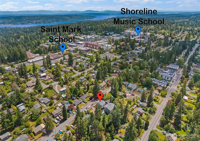 Photo 4 of Townhouse for sale at 18309 11Th Ave Ne #B, Shoreline, WA 98155 | MLS# NWM2575061 | Listing updated on 2026-09-29
