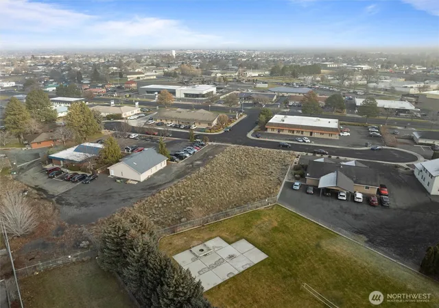 Photo 4 of Land for sale at 1412 E Hunter Pl, Moses Lake, WA 98837 | MLS# NWM2575108 | Listing updated on 2026-09-25