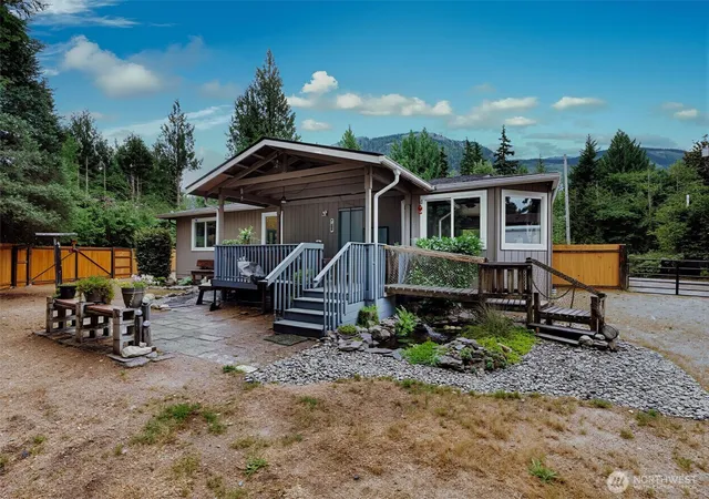 Photo 4 of Single family home for sale at 17126 415th Avenue SE, Gold Bar, WA 98251 | MLS# NWM2575118 | Listing updated on 2026-09-25