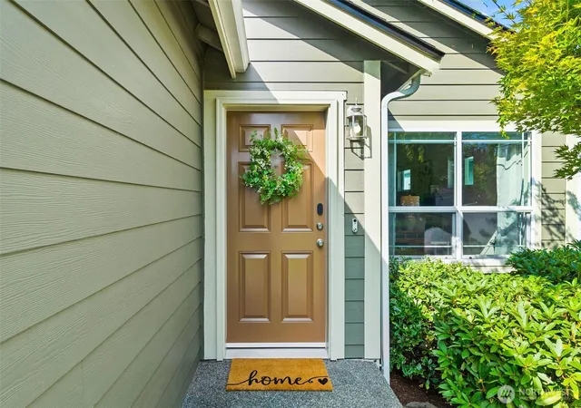 Photo 4 of Single family home for sale at 2422 Blvd Hts Loop SE, Olympia, WA 98501 | MLS# NWM2575215 | Listing updated on 2026-10-01