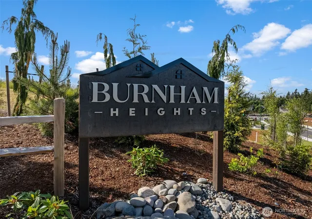 Photo 2 of Sale Pending at 11250 112th St Loop, Gig Harbor, WA 98332 | MLS# NWM2575239 | Listing updated on 2026-09-25