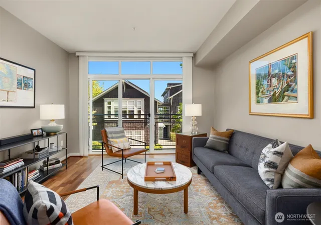 Photo 4 of Condo for sale at 125 Ferncliff Ave Ne #E242, Bainbridge Island, WA 98110 | MLS# NWM2575243 | Listing updated on 2026-09-28