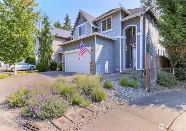 Photo 1 of Single family home for sale at 2828 S 357th Ct, Federal Way, WA 98003 | MLS# NWM2575255 | Listing updated on 2026-09-29