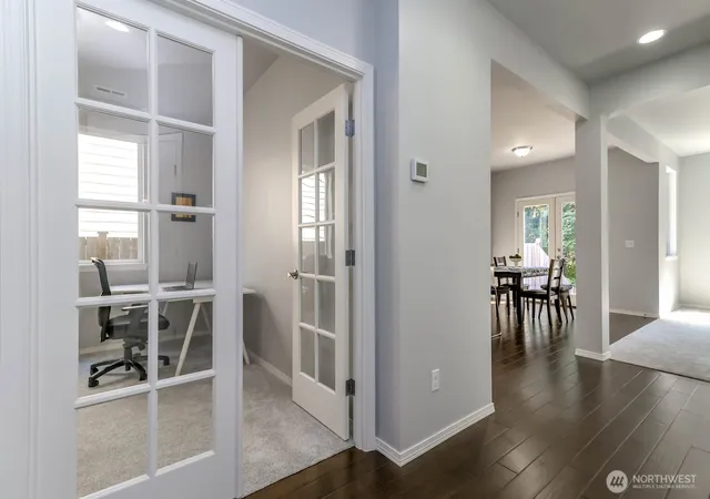 Photo 4 of Single family home for sale at 2828 S 357Th Ct, Federal Way, WA 98003 | MLS# NWM2575255 | Listing updated on 2026-09-29