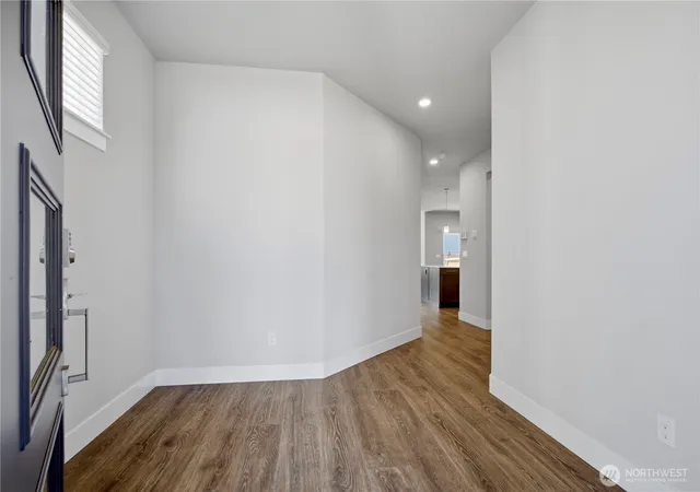 Photo 4 of Single family home for sale at 6302 206Th Pl Sw, Lynnwood, WA 98036 | MLS# NWM2575409 | Listing updated on 2026-10-01