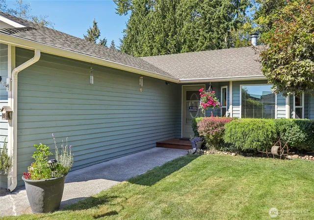 Photo 1 of Single family home for sale at 9113 15th Place Se, Lake Stevens, WA 98258 | MLS# NWM2575518 | Listing updated on 2026-09-28