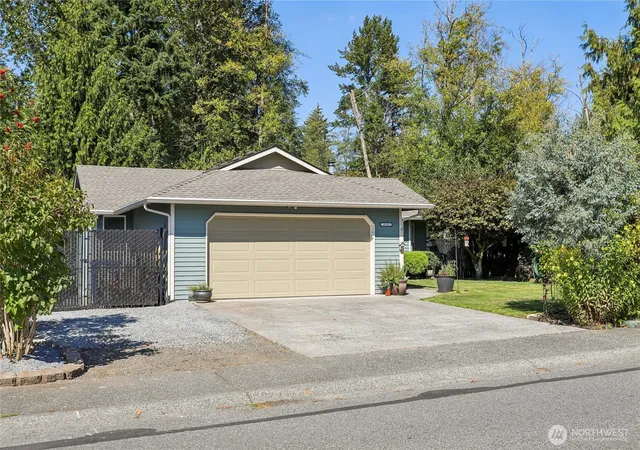 Photo 2 of Single family home for sale at 9113 15th Place Se, Lake Stevens, WA 98258 | MLS# NWM2575518 | Listing updated on 2026-09-28