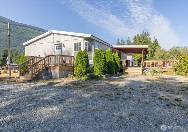 Photo 1 of Manufactured home for sale at 37844 Schulze Rd, Concrete, WA 98237 | MLS# NWM2575519 | Listing updated on 2026-09-25