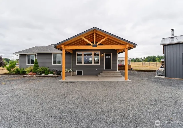 Photo 2 of Single family home for sale at 193 Schoolhouse Rd, Winlock, WA 98596 | MLS# NWM2575523 | Listing updated on 2026-09-26