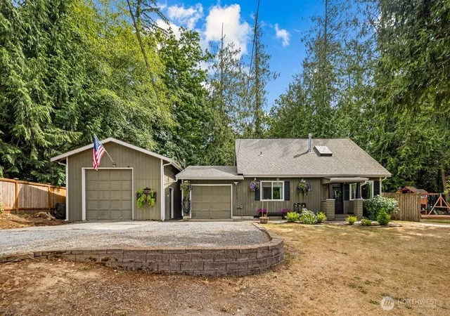 Photo 1 of Single family home for sale at 15811 32nd Dr W, Stanwood, WA 98292 | MLS# NWM2575557 | Listing updated on 2026-09-25