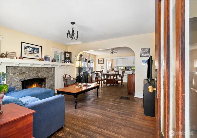 Photo 4 of Single family home for sale at 3730 Tacoma Ave S, Tacoma, WA 98418 | MLS# NWM2575574 | Listing updated on 2026-09-28