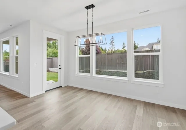 Photo 4 of Single family home for sale at 1640 Lockridge Loop E #10, Enumclaw, WA 98022 | MLS# NWM2575693 | Listing updated on 2026-09-25