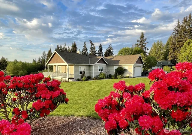 Single family home for sale at 5655 Pauleina Ct, Freeland, WA 98249 | MLS# NWM2575728